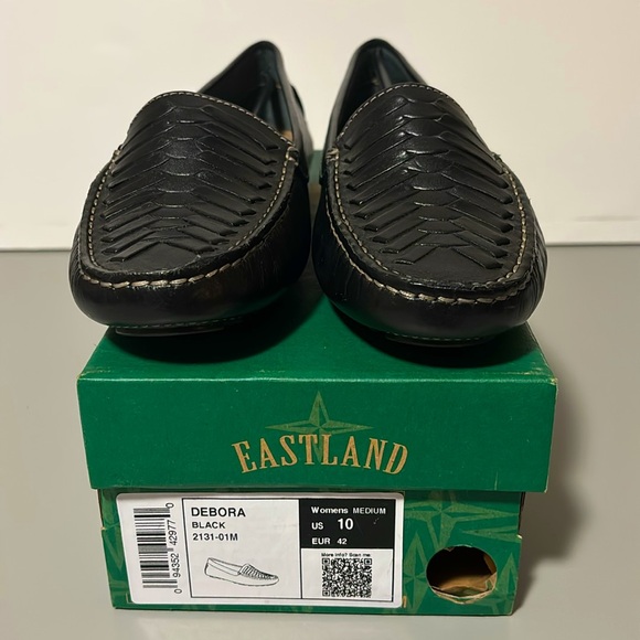 Eastland Women’s Debora Black Leather Moc/Driving Loafers NWT Size 10 - Picture 5 of 7
